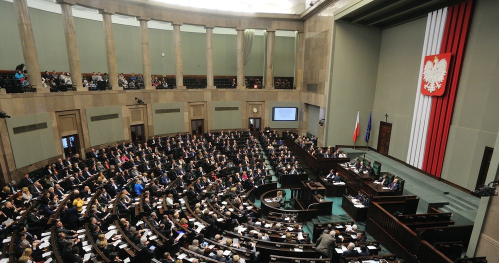 Czy posłowie faktycznie utracą możliwość ukrywania się za immunitetem podczas kontroli drogowych? /Witold Rozbicki /Reporter