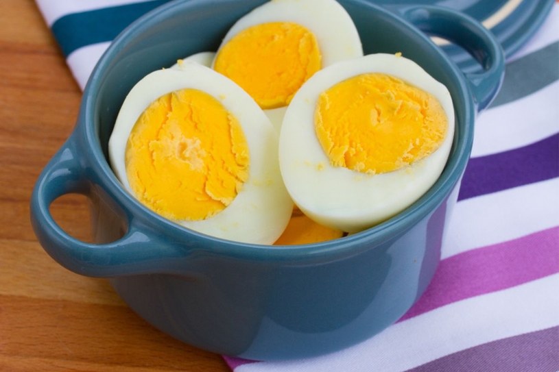 Czy powinniśmy ograniczyć spożywanie jajek? /123RF/PICSEL