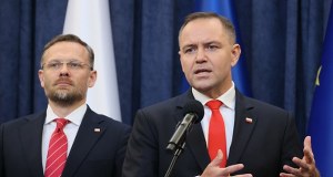 Czy prezydent pojawi się na ślubowaniu sędziów TK w Sejmie? Bogucki o decyzji Nawrockiego