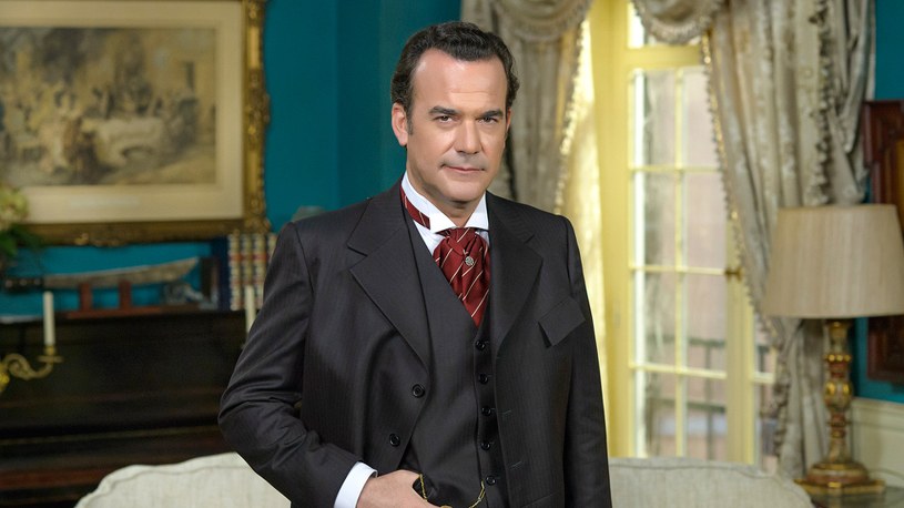 Czy pułkownik Valverde z "Akacjowej 38" i baron z "La Promesy" to ten sam aktor?