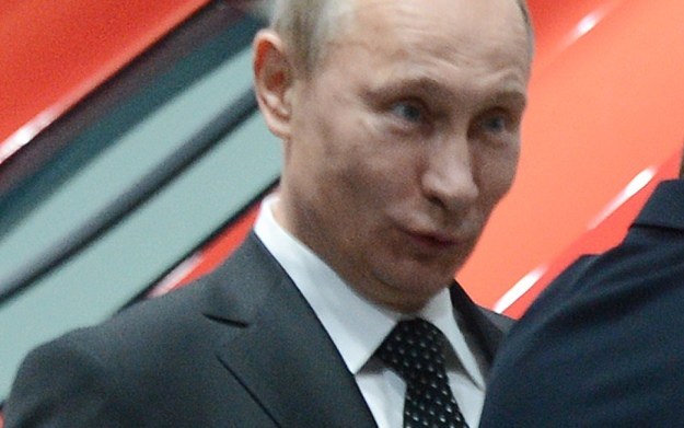 Czy rosyjscy hakerzy działają na Ubisoft tak, jak demonstrantki na Władimira Putina? /AFP