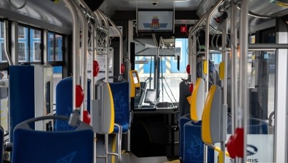 Czy rząd zapomniał o obietnicy tańszych biletów? Szłapka zakłopotany