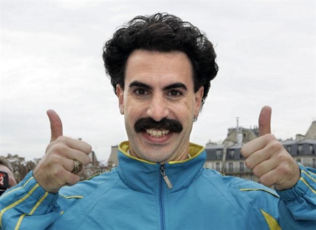 Czy Sacha Baron Cohen (tu jako Borat) sprawdzi się w roli Freddiego Mercury'ego? /arch. AFP