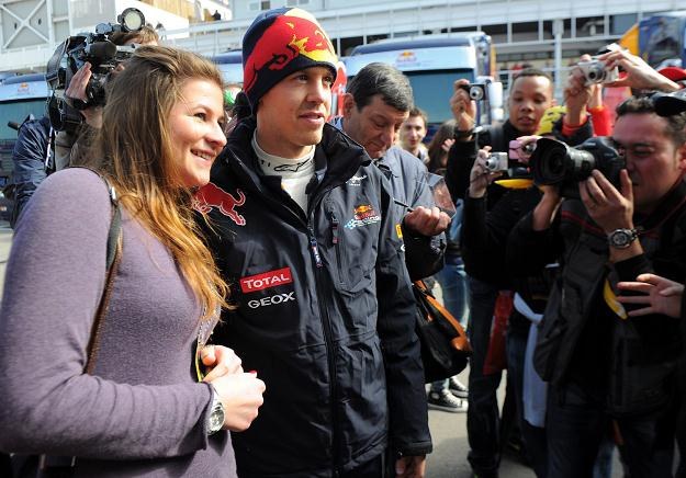 Czy Sebastian Vettel to maminsynek? Oceńcie sami /AFP
