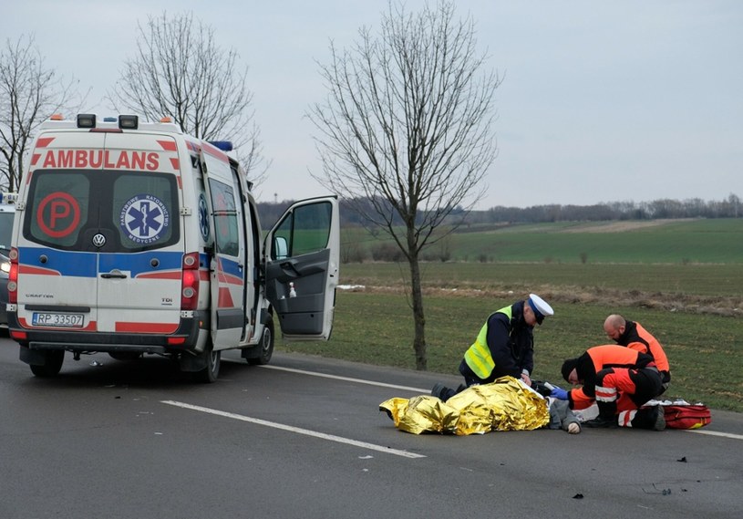 Czy starsi kierowcy powinni mieć częstsze obowiązkowe badania lekarskie? / zdjęcie poglądowe /Łukasz Solski / East News /Agencja SE/East News