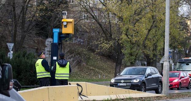 Czy straż może korzystać z takich fotoradarów? / Fot: Lech Gawuc /Reporter