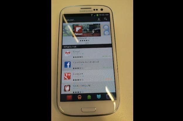 Czy tak może wyglądać nowa wersja sklepu Google Play? /android.com.pl