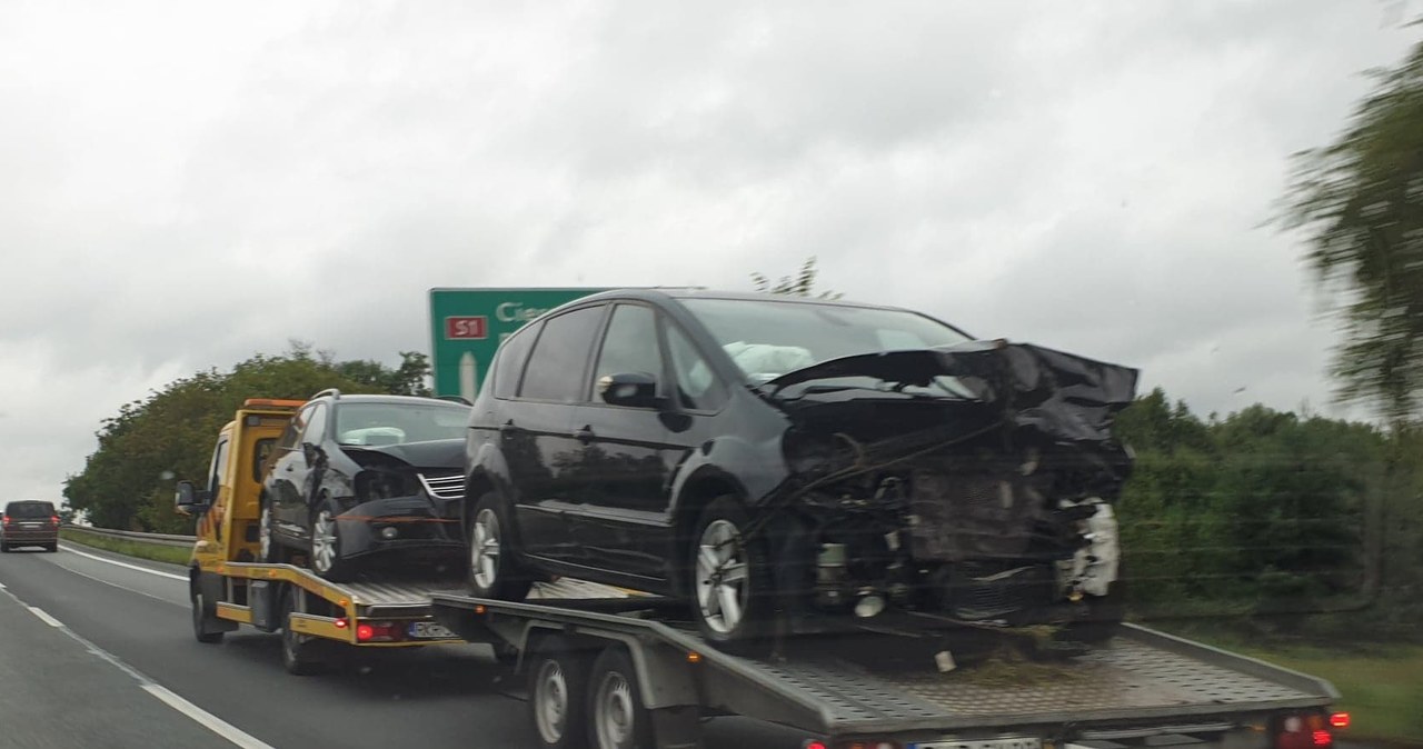 Czy tak uszkodzone auto da się bezpiecznie naprawić? /INTERIA.PL