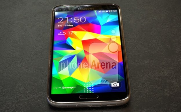 Czy tak wygląda Samsug Galaxy S5 Prime? Fot. Phone Arena /materiały prasowe