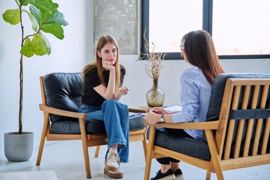 Czy terapia psychodynamiczna rozwiązanie Twoich problemów? /Shutterstock