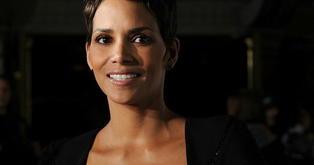 Czy to będzie najważniejsza rola w karierze Halle Berry? /AFP