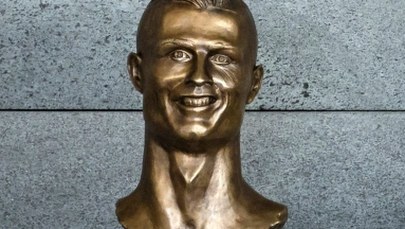Czy to na pewno jest Ronaldo? Odsłonięto absurdalne popiersie piłkarza