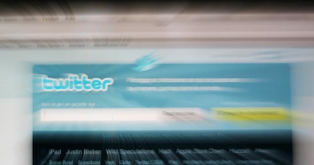 Czy Twitter wyjdzie z finansowego dołka? /AFP