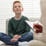 Czy Twoje dziecko potrzebuje pomocy psychologa? Oto sygnały ostrzegawcze 