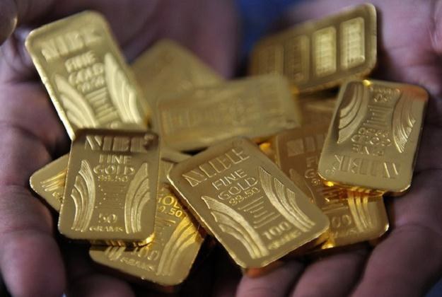 Czy warto kupować złoto? /AFP
