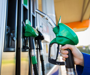 Czy warto tankować benzynę 98 zamiast 95? Jaka jest faktyczna różnica?