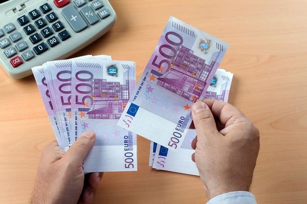 Czy warto teraz przewalutować kredyt w euro? /&copy;123RF/PICSEL
