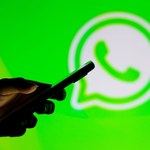 Czy WhatsApp nas podsłuchuje? Dziwne zachowanie mikrofonu w smartfonach