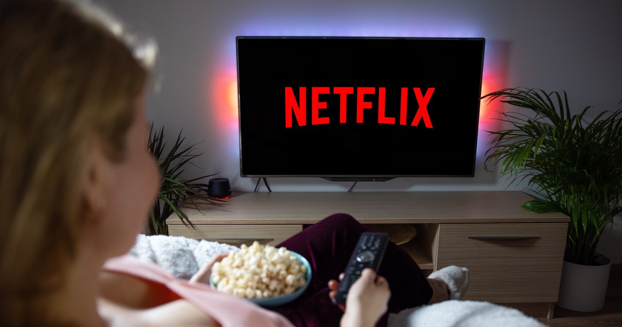 Czy właściciel Smart TV bez anteny i dekodera, który ogląda Netflixa, płaci abonament RTV? Przepisy są interpretowane na różne sposoby. /123rf.com /123RF/PICSEL