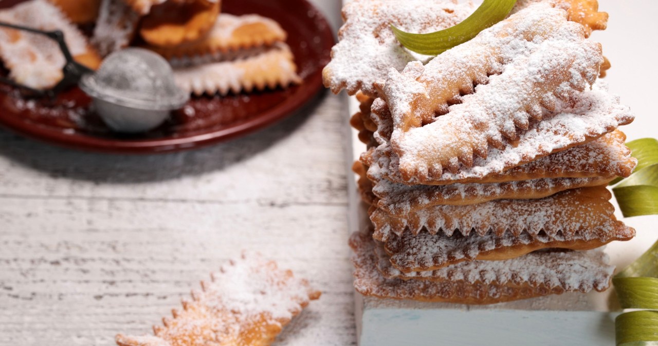 Czy włoskie chiacchiere mają szansę zastąpić tradycyjne polskie faworki? /grazziela /Pixel