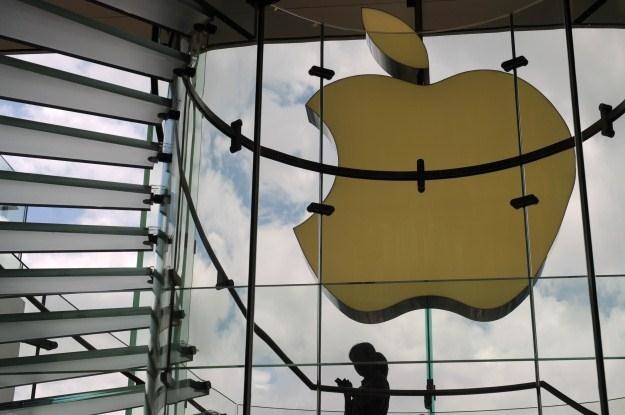 Czy wojna patentowa między Apple i resztą świata kiedyś się skończy? /AFP