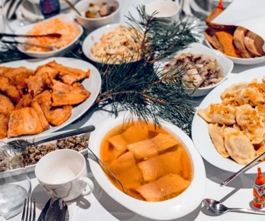 Czy znasz świąteczne zwyczaje i przesądy związane z jedzeniem?