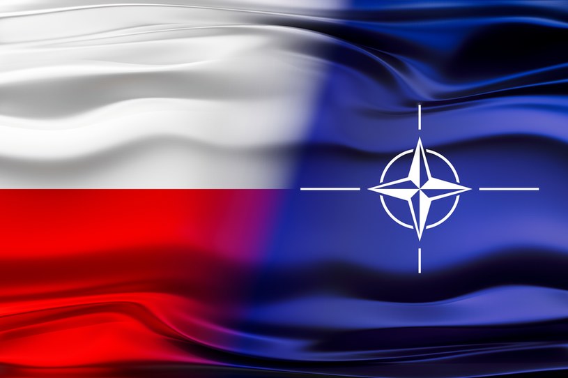 Czym może skutkować uruchomienie art. 4 NATO? /123RF/PICSEL