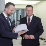 Czym projekt PSL różni się od prezydenckiego "SAFE 0 proc."?