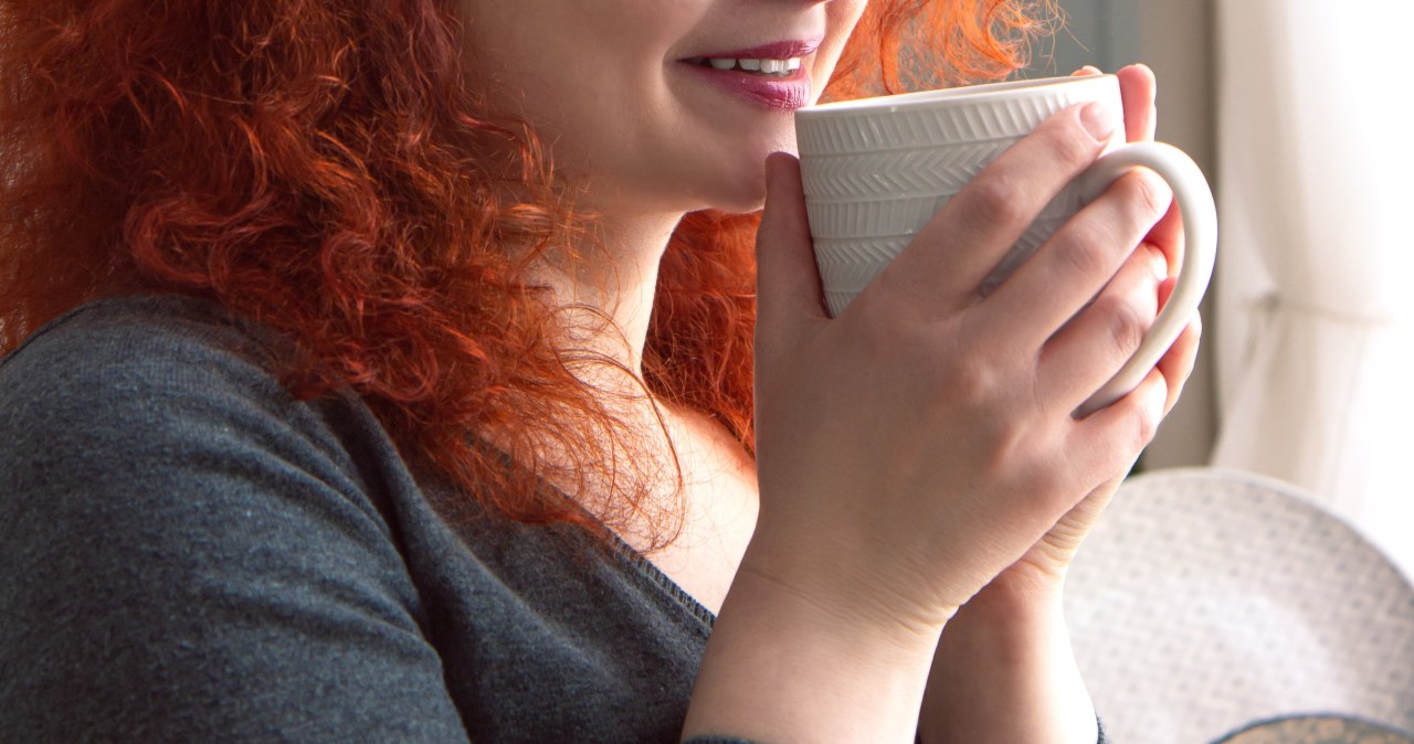 Czym zastąpić kawę? Ten napój świetnie pobudza i rozgrzewa /123RF/PICSEL