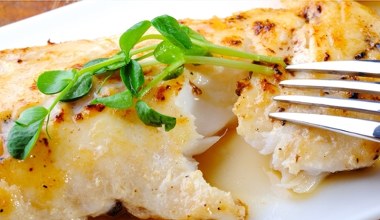 "Czyściutka" ryba z Biedronki i Lidla, smaczniejsza od dorsza. Chuda, prawie nie ma ości