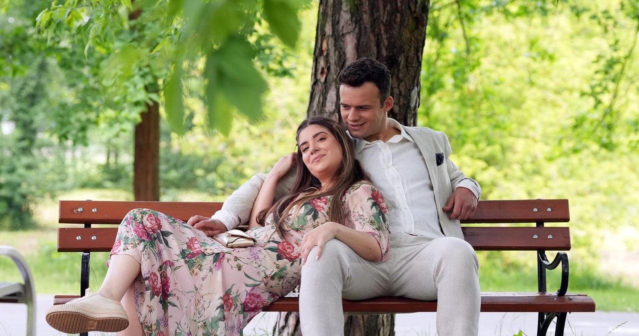 Czyżby tango miało być pierwszym tańcem na ich weselu? /Źródło: AIM