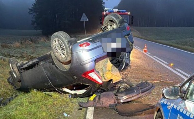 Dachowało auto. Kierował Kolumbijczyk, choć nie powinien