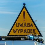 Dachowanie na autostradzie A1. Trzy osoby ranne