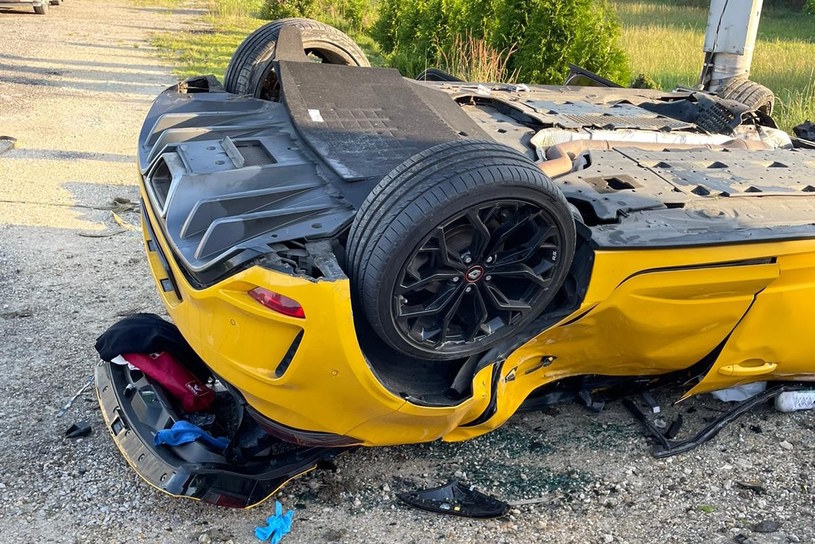 Dachowanie Renault Megane RS pod Oświęcimiem /Policja