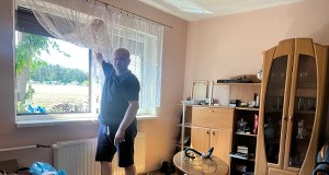 Dachy fruwały, wiało 220 km/h. Alertów przed żywiołem na Opolszczyźnie nie było
