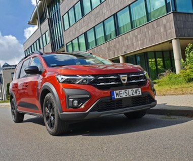 Dacia Jogger, czyli najtańsze auto rodzinne na rynku. Którą wersję wybrać?