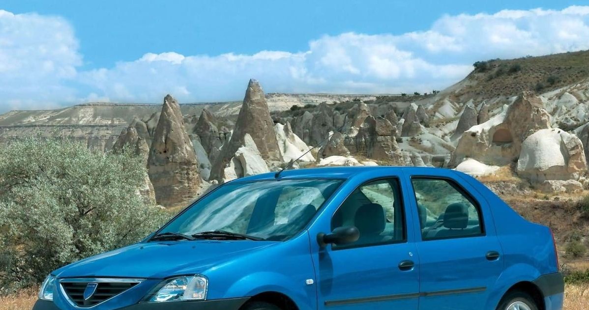 Dacia Logan pierwszej generacji /Informacja prasowa