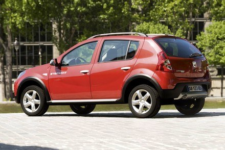 Dacia sandero stepway /Informacja prasowa