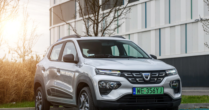 Dacia Spring z dopłatą to jeden z najtańszych samochodów w Polsce /Informacja prasowa