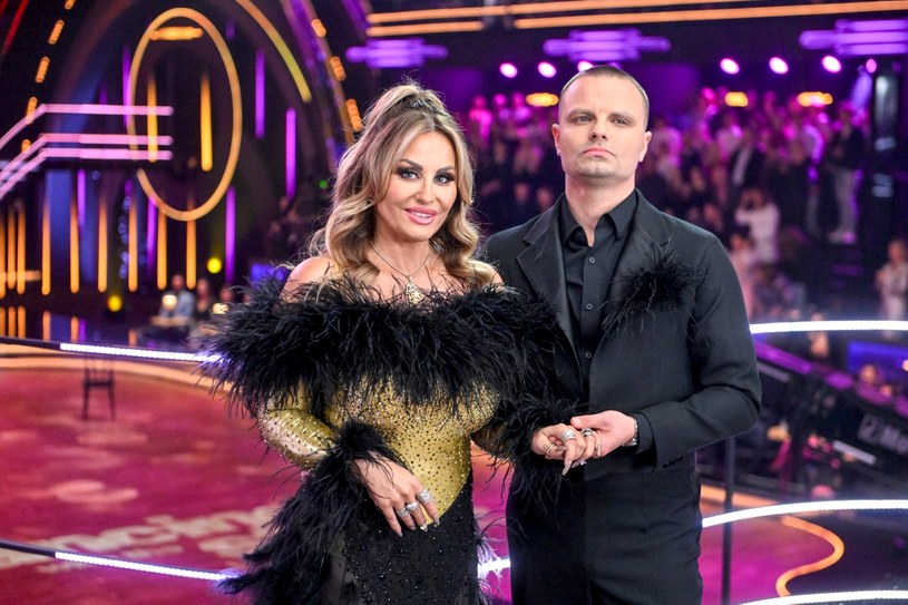 Dagmara Kaźmierska i Marcin Hakiel na parkiecie show Polsatu /Jacek Kurnikowski /AKPA