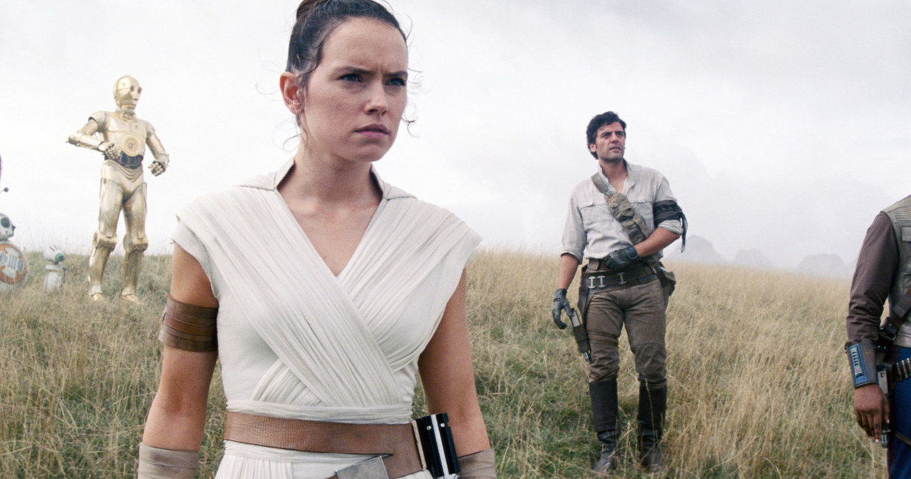 Daisy Ridley w filmie "Gwiezdne wojny: Skywalker. Odrodzenie" /Lucasfilm /Everett Collection /East News