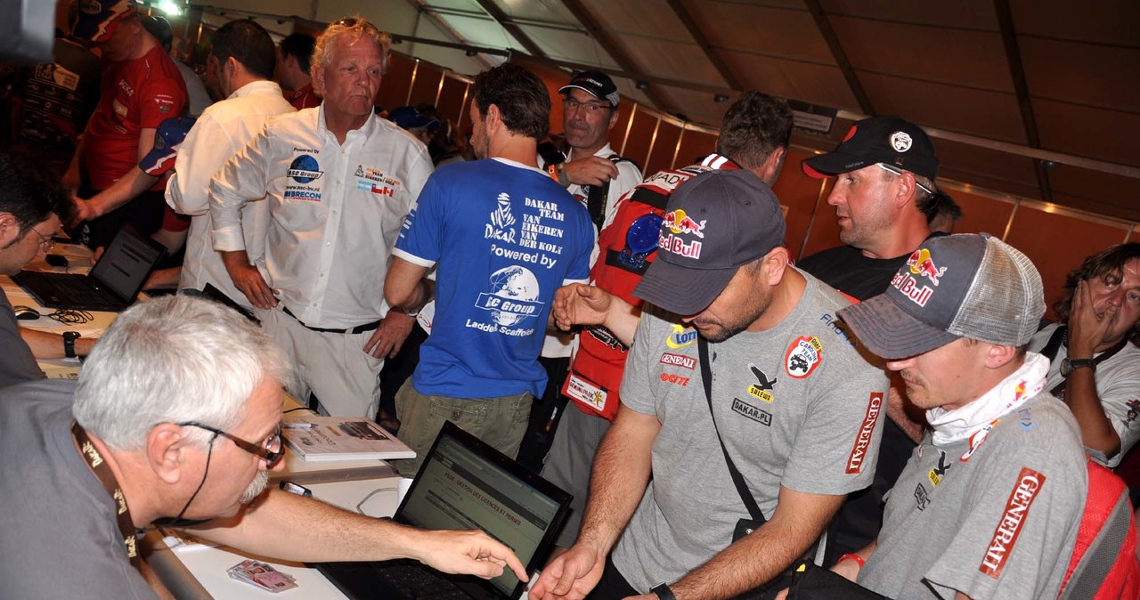 Dakar 2012: Ostatnie formalności przed startem