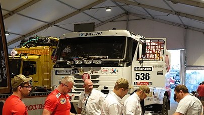 Dakar: Kłopoty polskiej ciężarówki. "Trudno nie dać się ponieść emocjom"