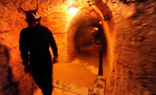 Dali synowi na imię Lucyfer. Drugi będzie Lestat