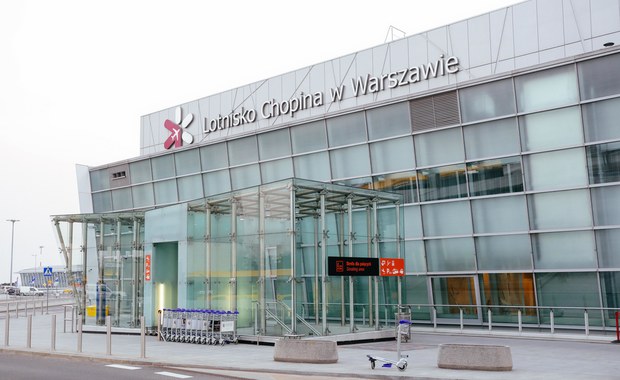 Dalsze opóźnienia na warszawskim lotnisku 