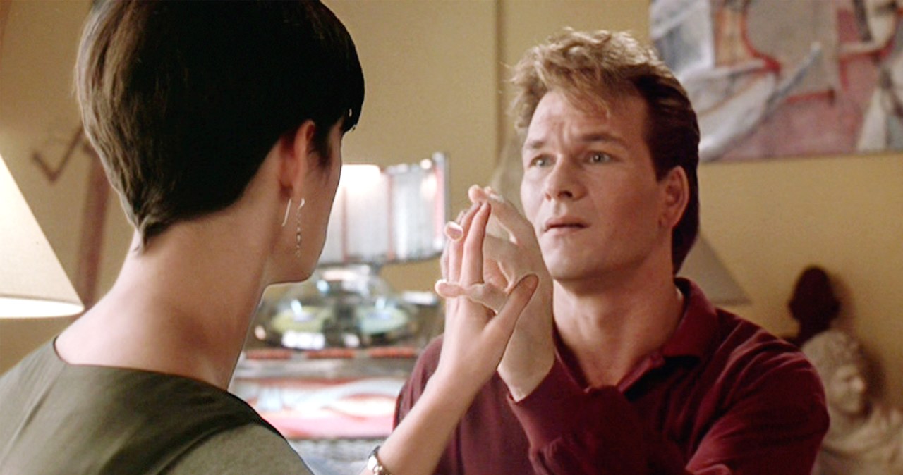 Dami Moore i Patrick Swayze w filmie "Uwierz w ducha" / CBS Photo Archive / Contributor /Getty Images