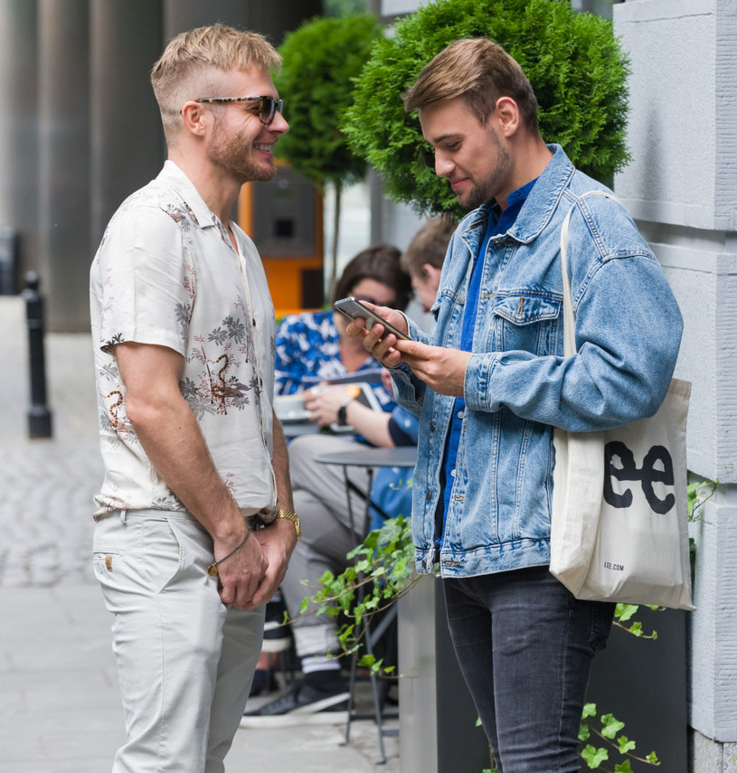 Damian Kordas ze swoim przyjacielem Tomkiem Ciachorowskim /Artur Zawadzki /Reporter