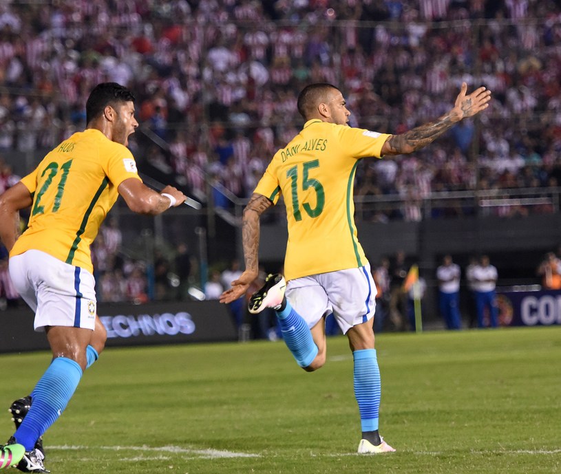 Dani Alves dał Brazylii remis /AFP