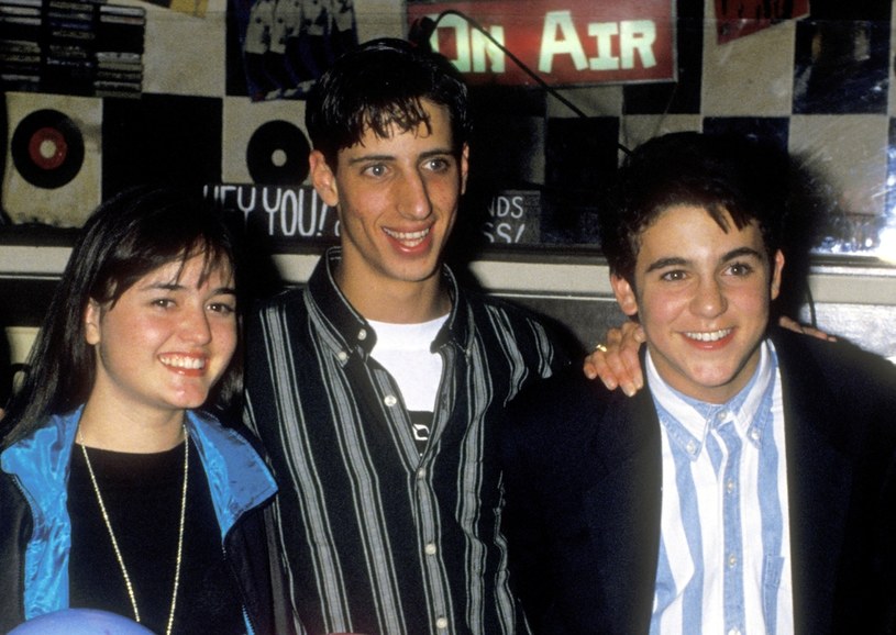 Danica McKellar, Josh Saviano i Fred Savage w 1992 roku / Ron Galella/Ron Galella Collection  /Getty Images