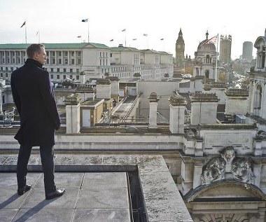 Daniel Craig w scenie z filmu "Skyfall"